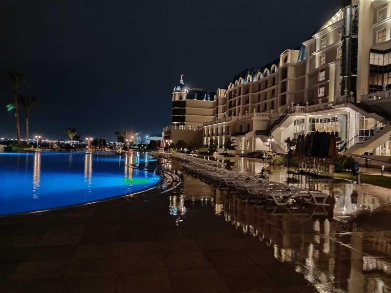 Tolip El Forsan Hotel Ismailia Exteriör bild The pool at the hotel