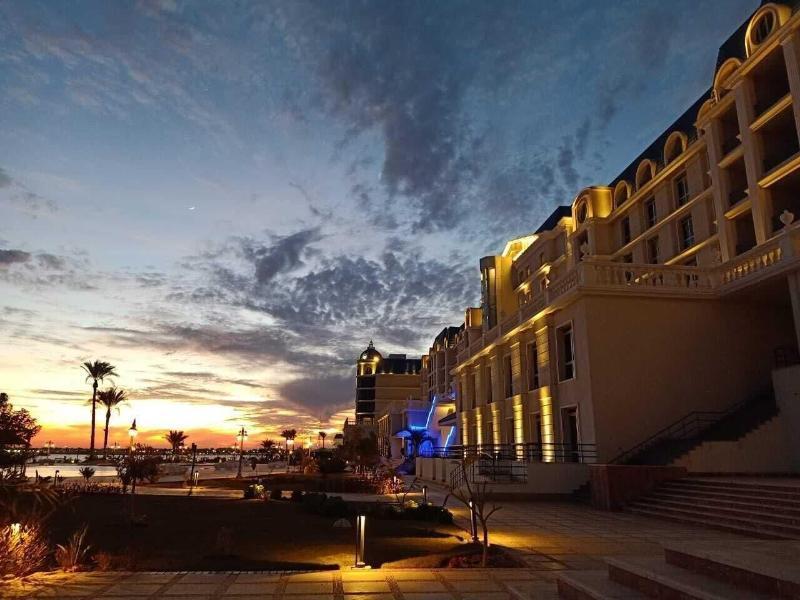 Tolip El Forsan Hotel Ismailia Exteriör bild The Grand Hotel